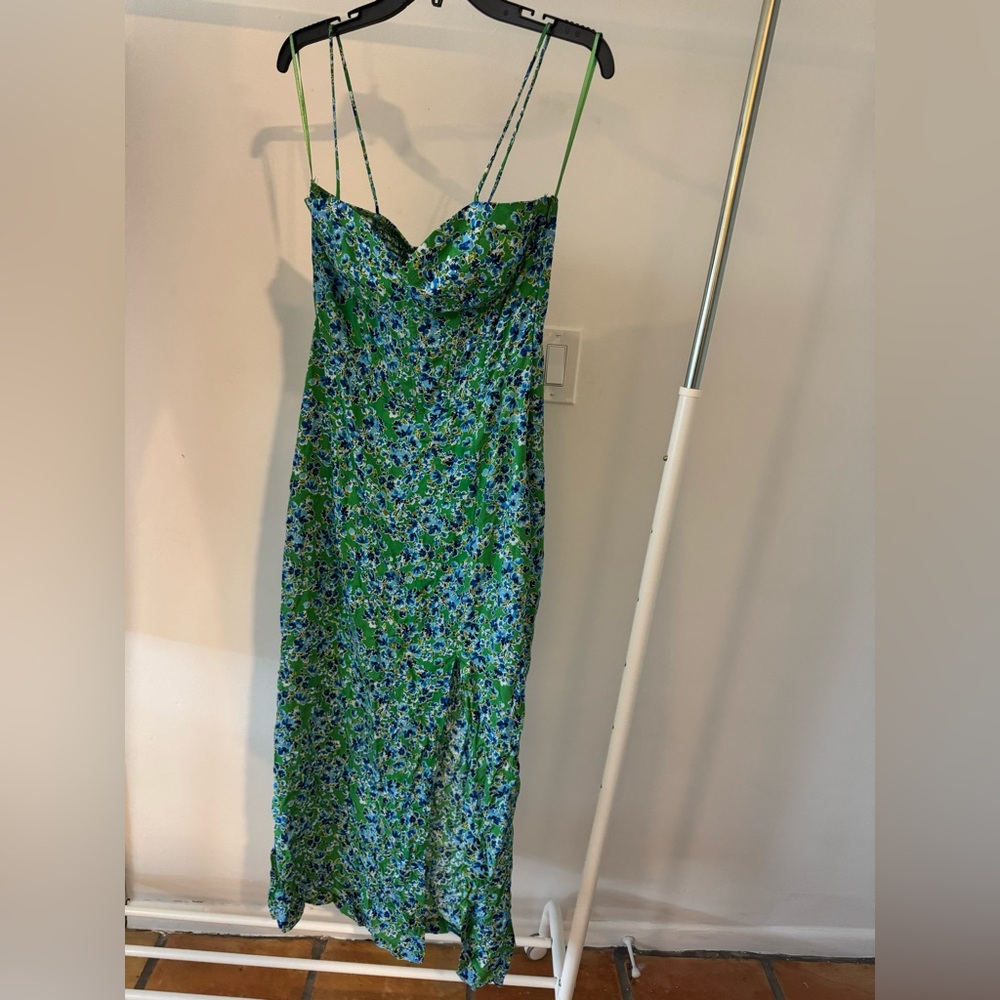 NWT Floral corseted dress with slit